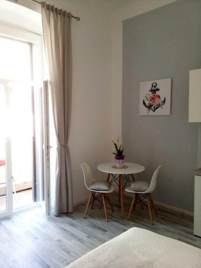 Studio In Pula Center Exterior photo